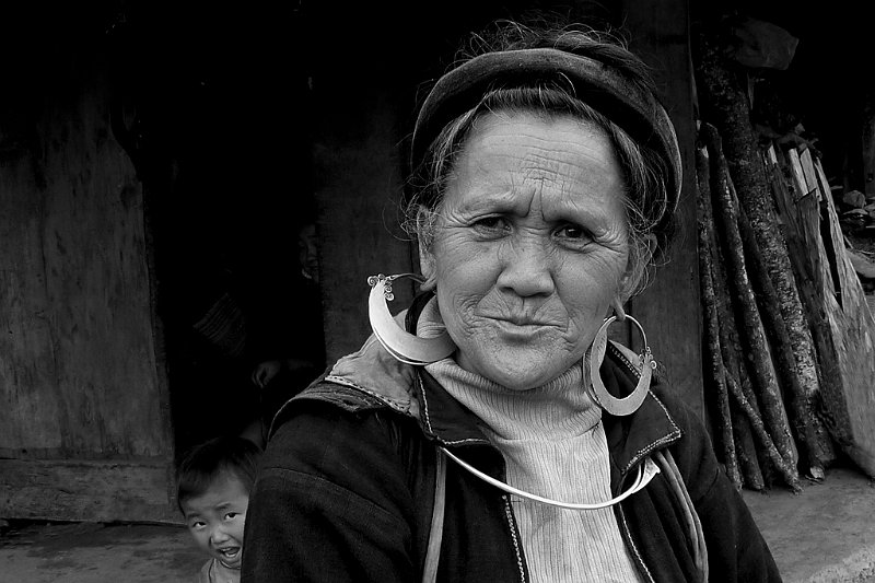 163 - mother bl. hmong - AERTS Jozef - belgium.jpg